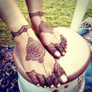 Pakistani Mehndi Designs for Feet