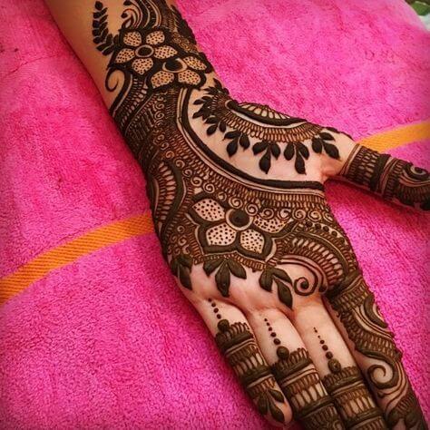 simple mehndi design for left hand
