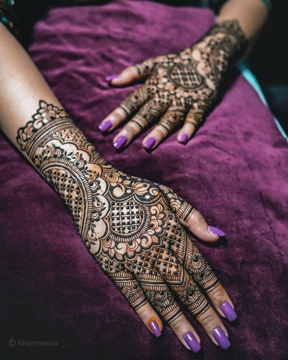 Creative Hyderabadi henna Designs